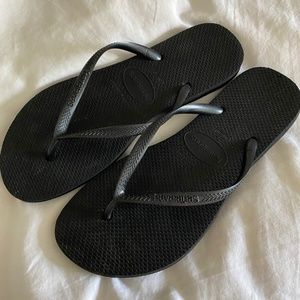 Havaiana’s flip flops